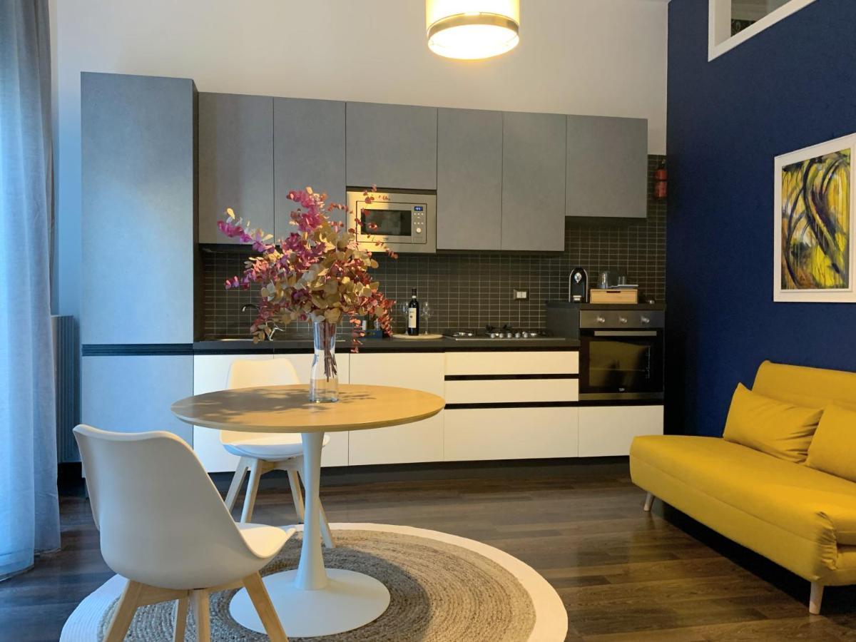 Residence Petrone Foggia Bagian luar foto