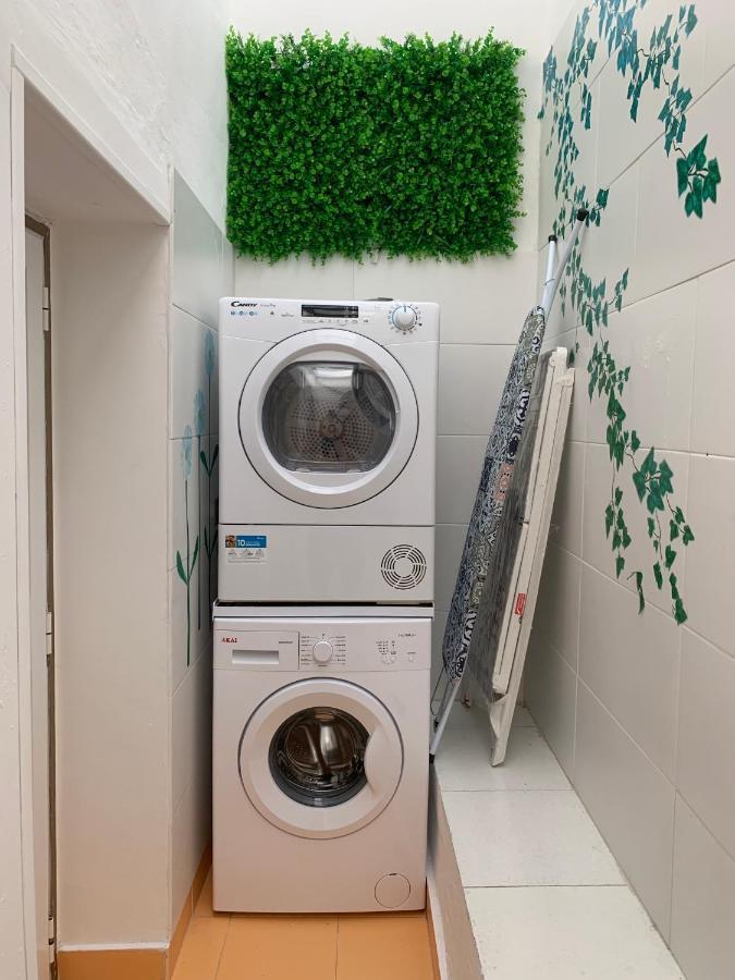 Residence Petrone Foggia Bagian luar foto